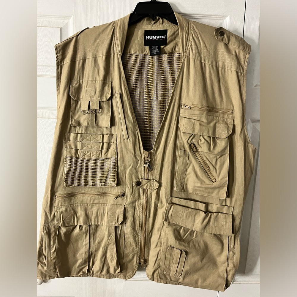 Men’s size 3x outdoor adventure gear vest